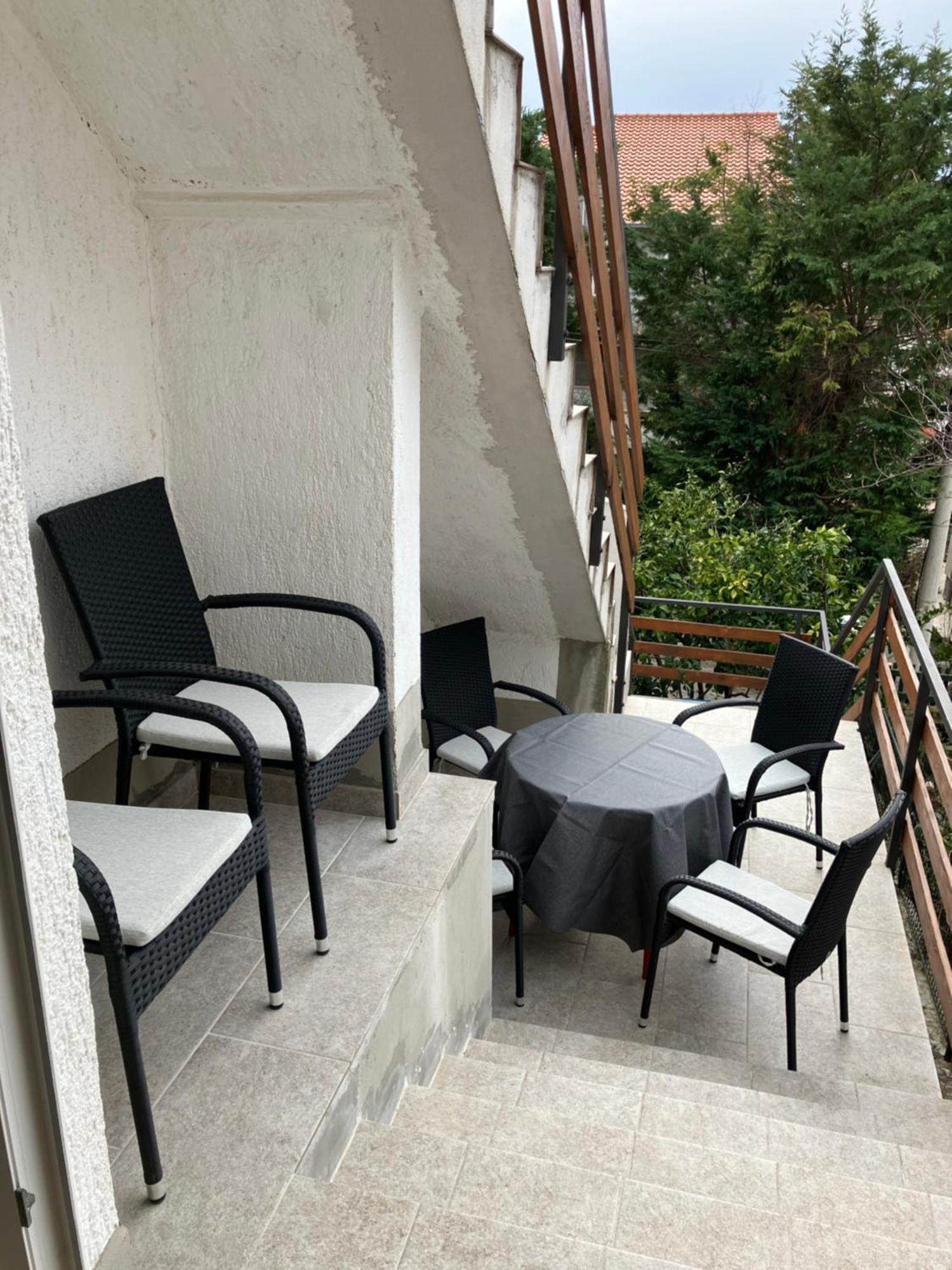 Apartment Majda Раб Екстериор снимка